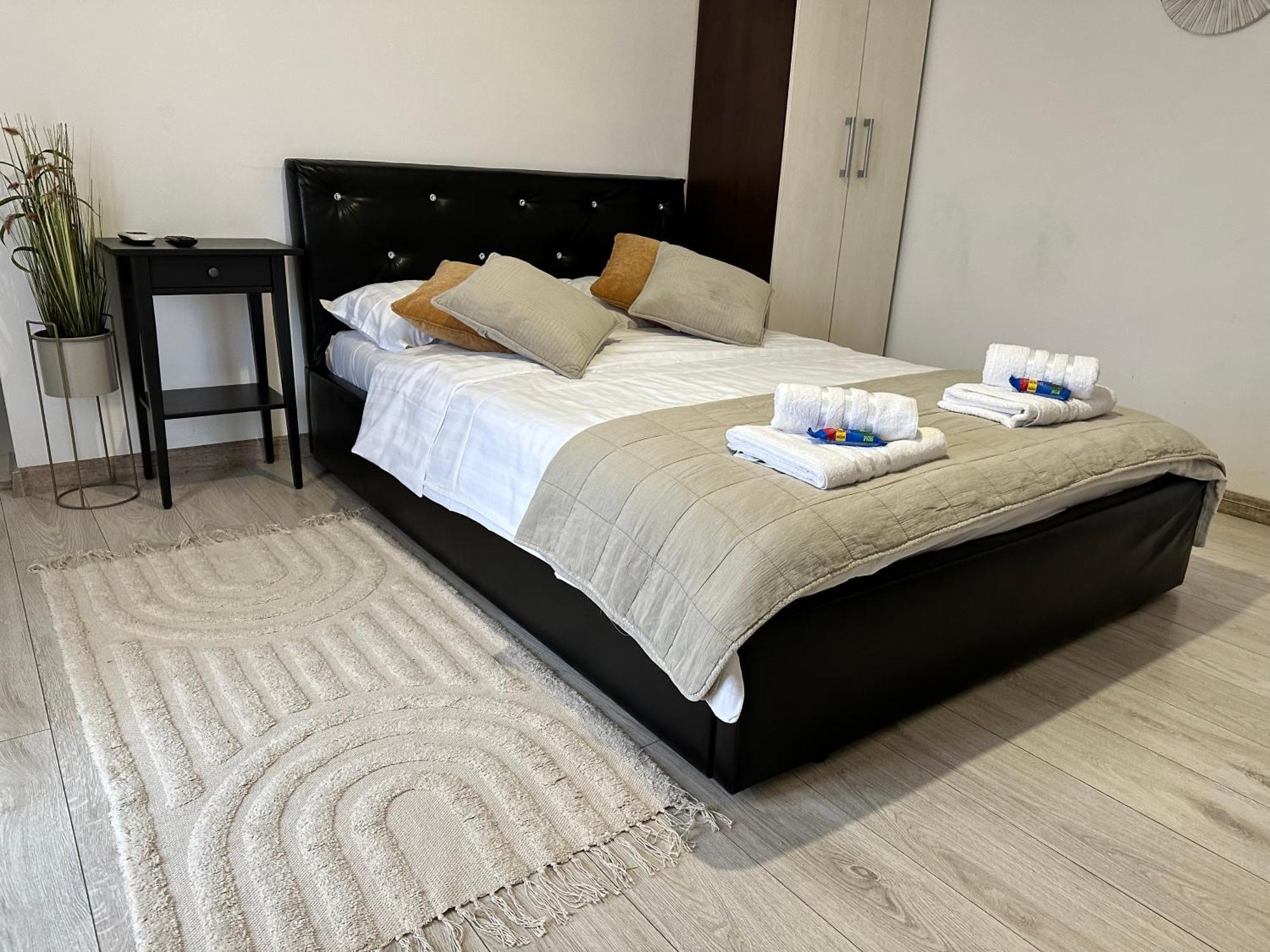 Downtown Studio By Darius Residence Bucharest Luaran gambar